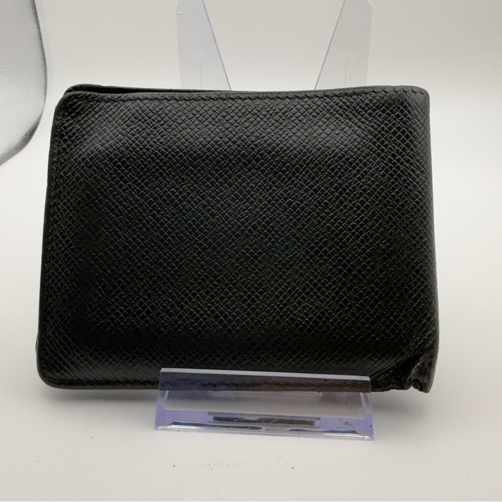 Louis Vuitton Black Taiga Leather Bifold Wallet | Men’s | Pre-Owned | - Picture 2 of 7